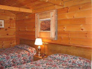 Bryce Gateway Inn Cabins Panguitch Exteriör bild